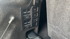 Land Rover Discovery 3.0 D300 Dynamic SE 5dr Auto Diesel Station Wagon